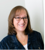 A headshot of a lady who works at a chiropractic center