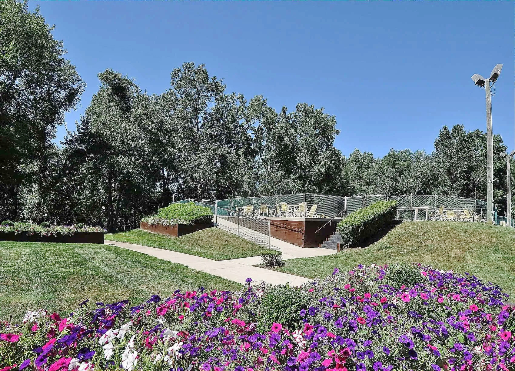 A nice garden and green landscape in Manalapan NJ